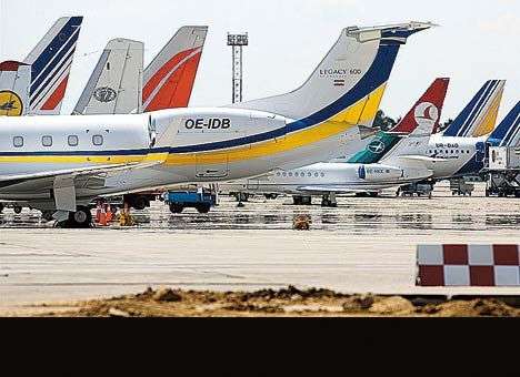 А небо все то же