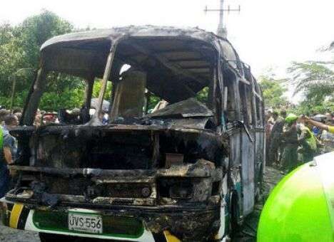 Почти 20 детей и 10 взрослых заживо сгорели в ДТП в Колумбии