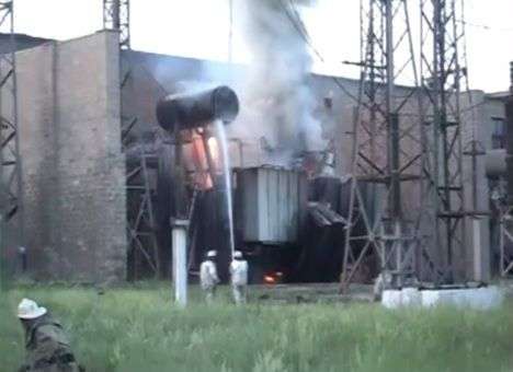 Переживший вооруженное нападение Стахановский завод возобновил работу