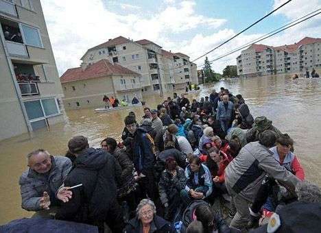 В Сербии из-за наводнения эвакуированы уже более 25 тыс. человек