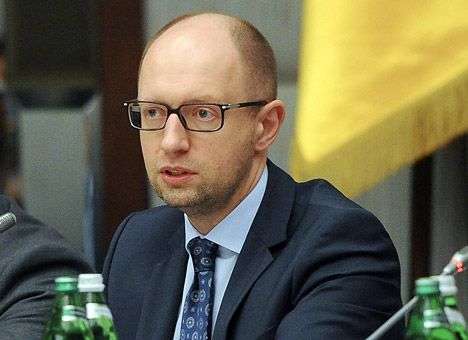 Выборы в Донецке и Луганске сорвать не удастся, — Яценюк