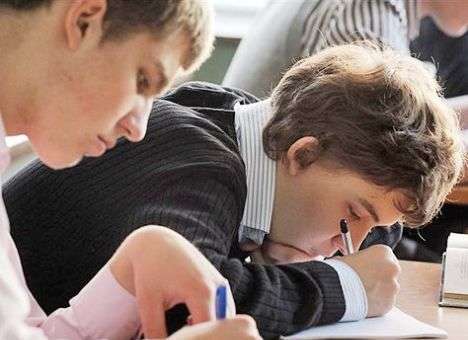 Луганские и донецкие абитуриенты cмогут пройти ВНО в других областях