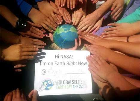 В НАСА составили фото Земли из тысяч «селфи» (ВИДЕО)