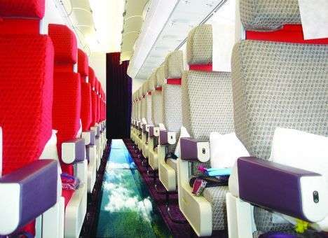 Virgin Atlantic запускает первый в истории самолет со стеклянным дном