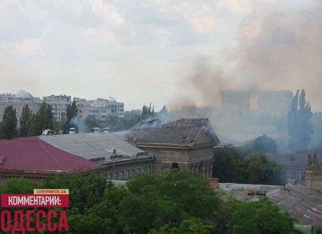 Спасатели рассказали подробности пожара возле Одесского окружного суда
