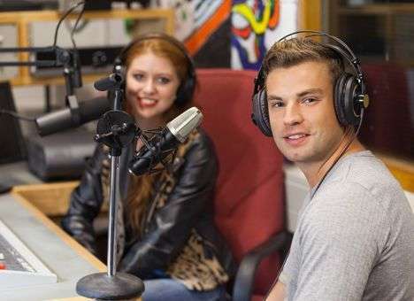 После «вежливых» военных в Крым зайдет «Вежливое радио»