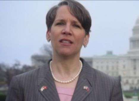 Посол США присягнула на электронной книге