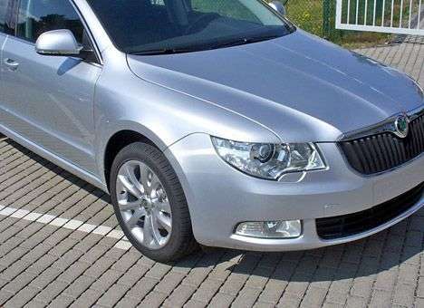 На Днепропетровщине ЖЭК с миллионными долгами за счет государства купил авто за 312 тысяч гривен