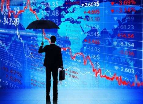 Прогноз падения экономики в этом году 5% — Яценюк