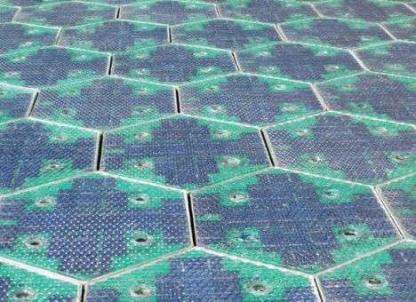 Проект дороги из солнечных батарей стремительно набирает финансирование