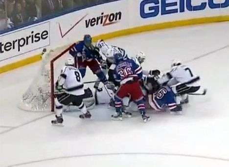 «Нью-Йорк» отложил чемпионство «Лос-Анджелеса» минимум на один матч (ВИДЕО)