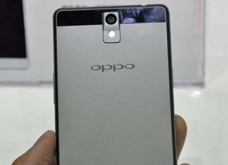 Oppo представила самый тонкий 4G-смартфон в мире