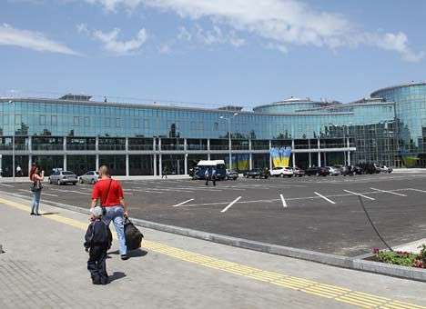 ДЖД запустила дополнительный поезд на Киев и начала продажу билетов на Москву