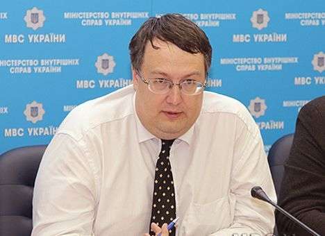 В Киеве агенты иностранных спецслужб подстрекают «майдановцев» к блокированию админзданий — МВД