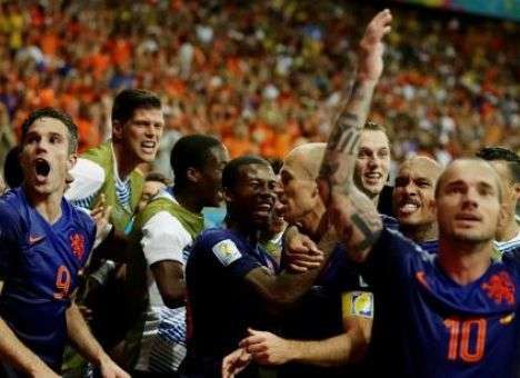 Бразилия-2014. Голландия отомстила за ЧМ-2010, разорвав Испанию