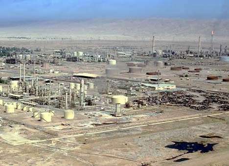 Боевики атаковали крупнейший НПЗ в Ираке