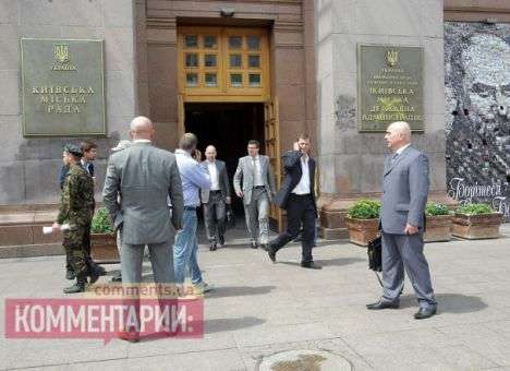 Кличко рассказал, когда отремонтируют здание КГГА