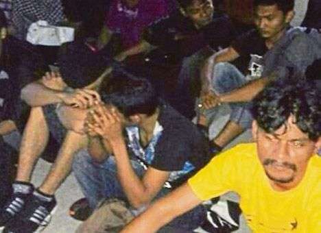 Второе за сутки судно с нелегальными иммигрантами из Индонезии затонуло у берегов Малайзии