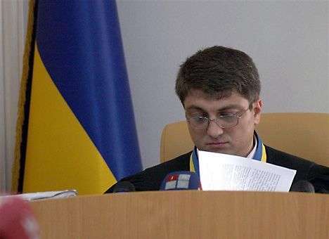 Судья, который посадил Тимошенко, объявлен в розыск