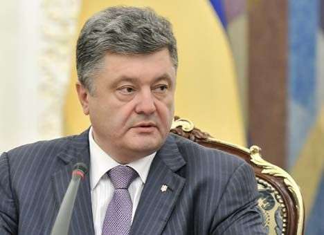 Порошенко предлагает создать 100 км. буферной зоны на границе с РФ