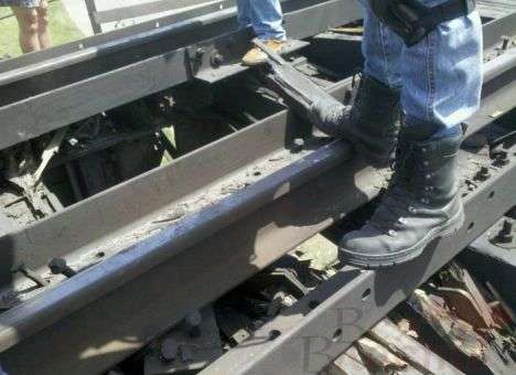 В Запорожской области ночью взорвали железнодорожный мост