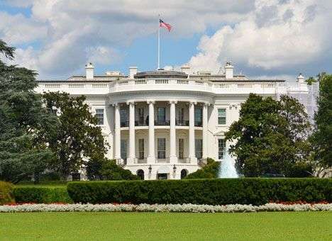 Белый дом допускает односторонние санкции США против РФ