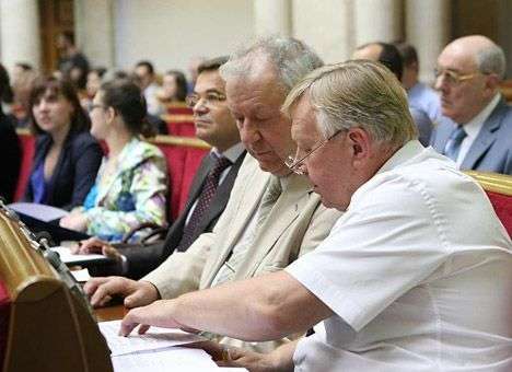 Народные депутаты приняли новый закон о высшем образовании