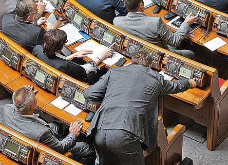 Порошенко мешает партийная дисциплина