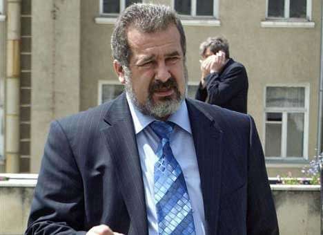 Главу крымскотатарского Меджлиса не впустили на родину