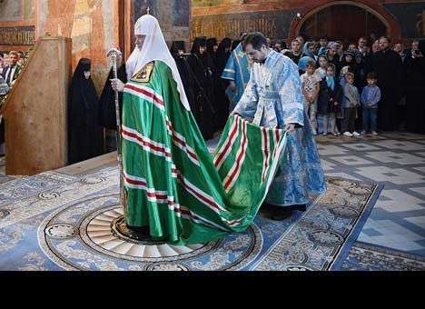 В РПЦ пояснили отказ патриарха Кирилла ехать на похороны  митрополита Владимира