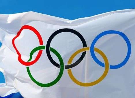 На проведение Олимпиады-2022 претендуют три города