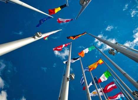 ЕС расширит действие санкций второй фазы против РФ из-за Украины