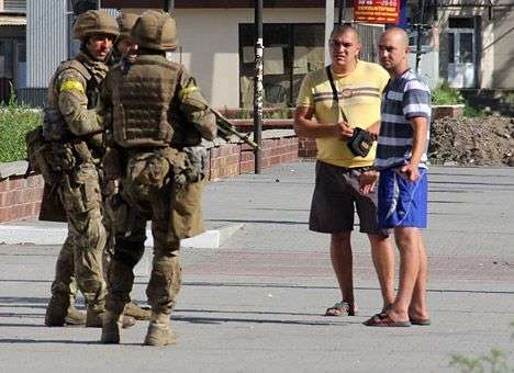 Силовики готовят артиллерию к агитационным обстрелам Донецка и Луганска