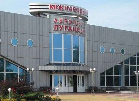 Силы АТО разблокировали аэропорт в Луганске