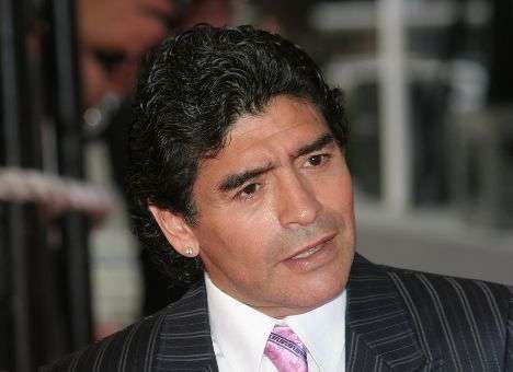 Марадона уверен, что Месси получил «Золотой мяч» только благодаря своим маркетологам