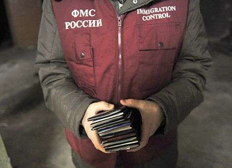 ФМС РФ разрешила украинцам без выезда продлевать срок пребывания в стране