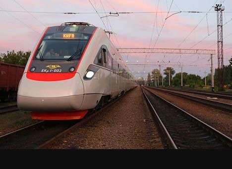 Поезд Крюковского завода допустили к эксплуатации без полного цикла испытаний — СМИ