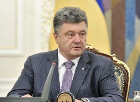 Порошенко ветировал закон о помощи переселенцам из Крыма и Донбасса