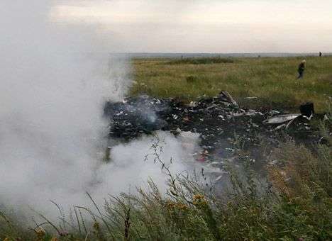 Гражданство 41 пассажира разбившегося «Боинга» пока не установлено — Малазийские авиалинии