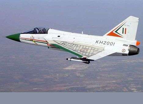 Индия снова отложила принятие на вооружение собственного истребителя