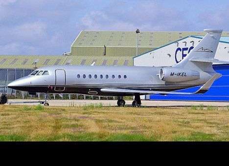 Жена Шумахера продает его самолет, — СМИ