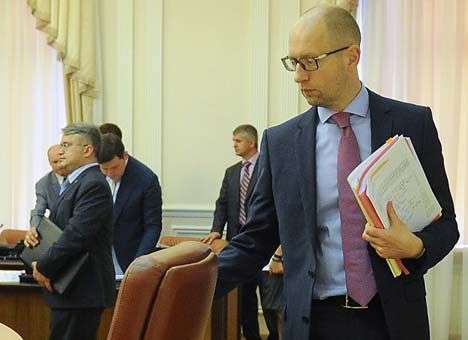 Кабмин намерен бороться с «налоговыми ямами»