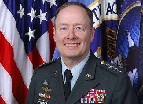 Бывший глава АНБ просит $1 млн в месяц за защиту компаний от хакеров