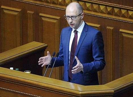 Украина никогда не объявит дефолт — Яценюк