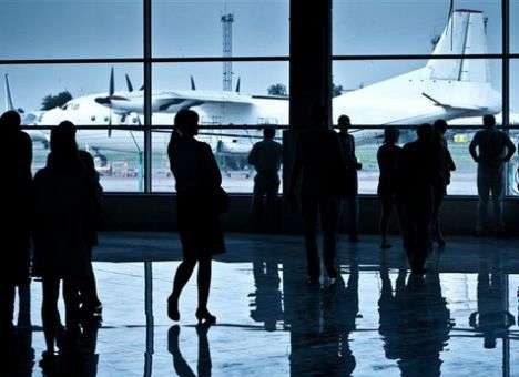 В аэропортах Франции завтра пройдут забастовки. Air France предупреждает о задержках рейсов