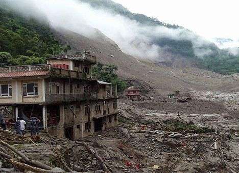 Число жертв оползня в Непале превысило 20 человек, 130 пропали без вести