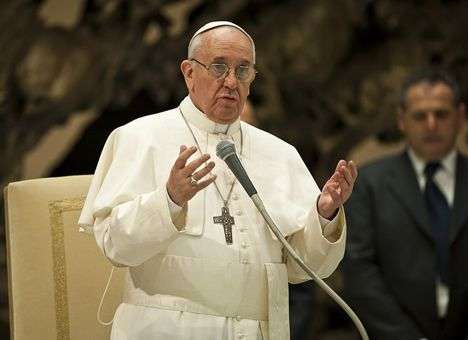 Папа Римский назвал 10 «заповедей» для счастья