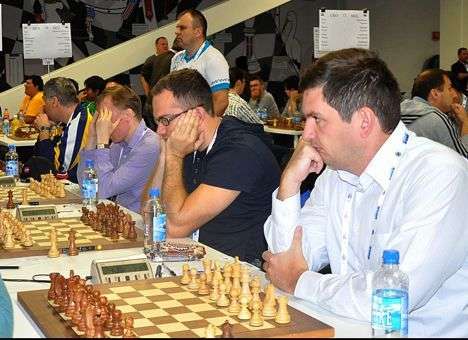 Украинские шахматисты сыграли вничью с Китаем