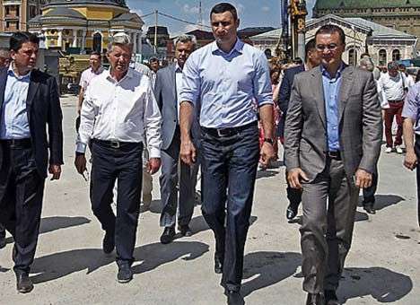 Реконструкция на Почтовой площади закончится на днях – Кличко