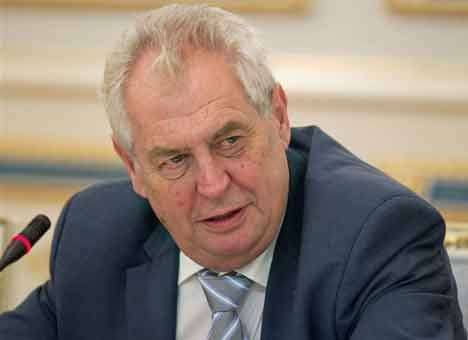 Россия должна осознать, что ей не нужен Донбасс – президент Чехии